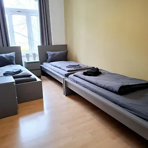 Apartment Altbauwohnung Direkt An Der Karli Mit Balkon - Netflix Inklusive, Leipzig